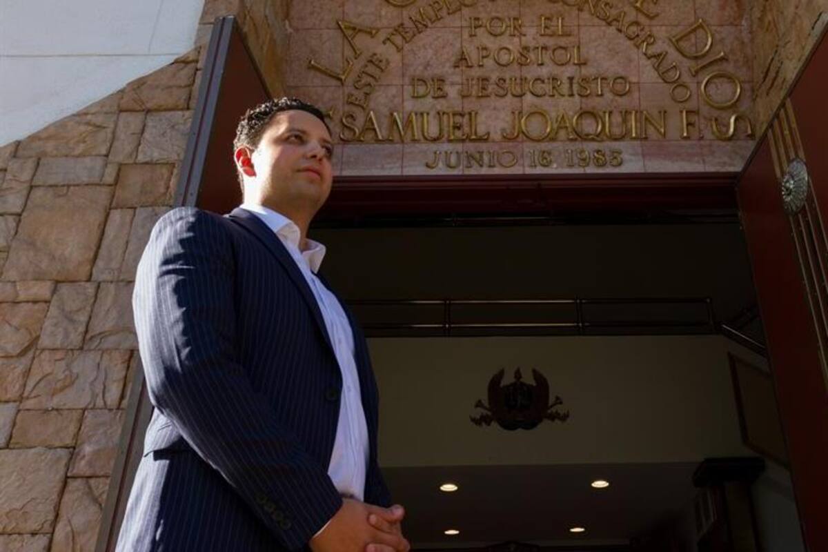 EU imputa nuevos cargos a líder de La Luz del Mundo, Naasón Joaquín