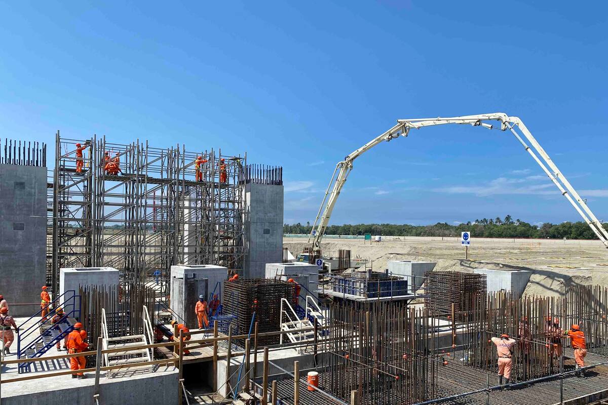 Refinería dos bocas será operativa en unas semanas