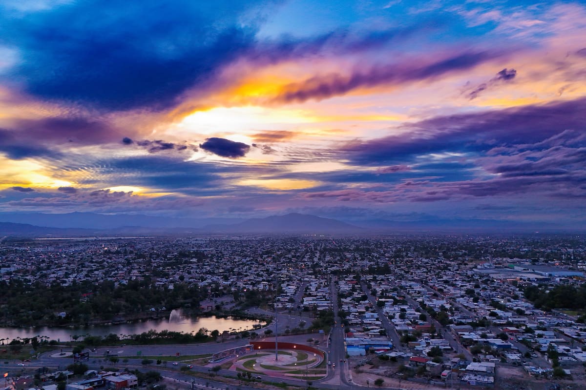 Las Fotos de la Semana; entre desfiles, deportes y lluvia