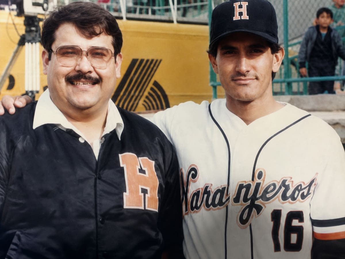 Jaime Francisco Cortés en sus primeros años como locutor de Naranjeros de Hermosillo. (Foto: Facebook personal de Jaime Francisco Cortés)