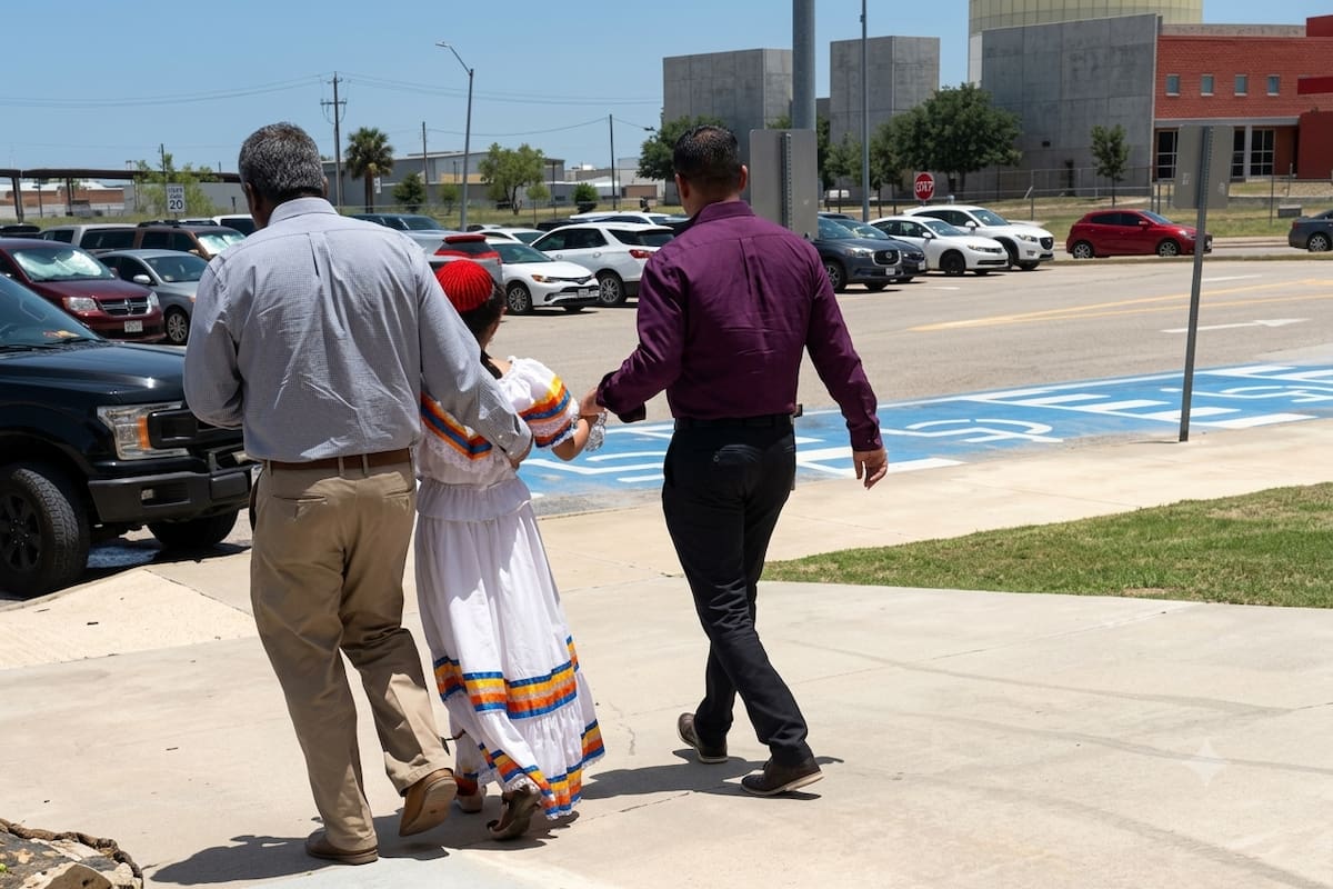 Niña denunció a su papá por abuso y el caso desata protestas en Coahuila