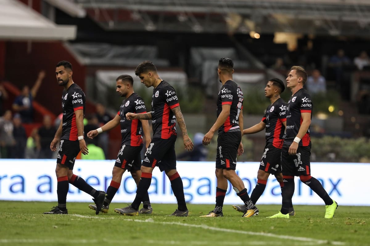 Los Xolos en construcción reciben a unas necesitadas Chivas.