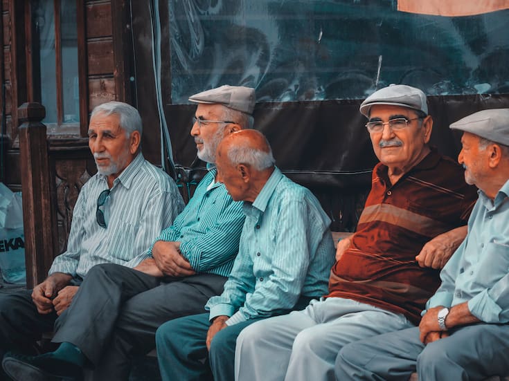 Nuevo estudio revela las ventajas genéticas de los “superancianos” y su relación con la salud cerebral