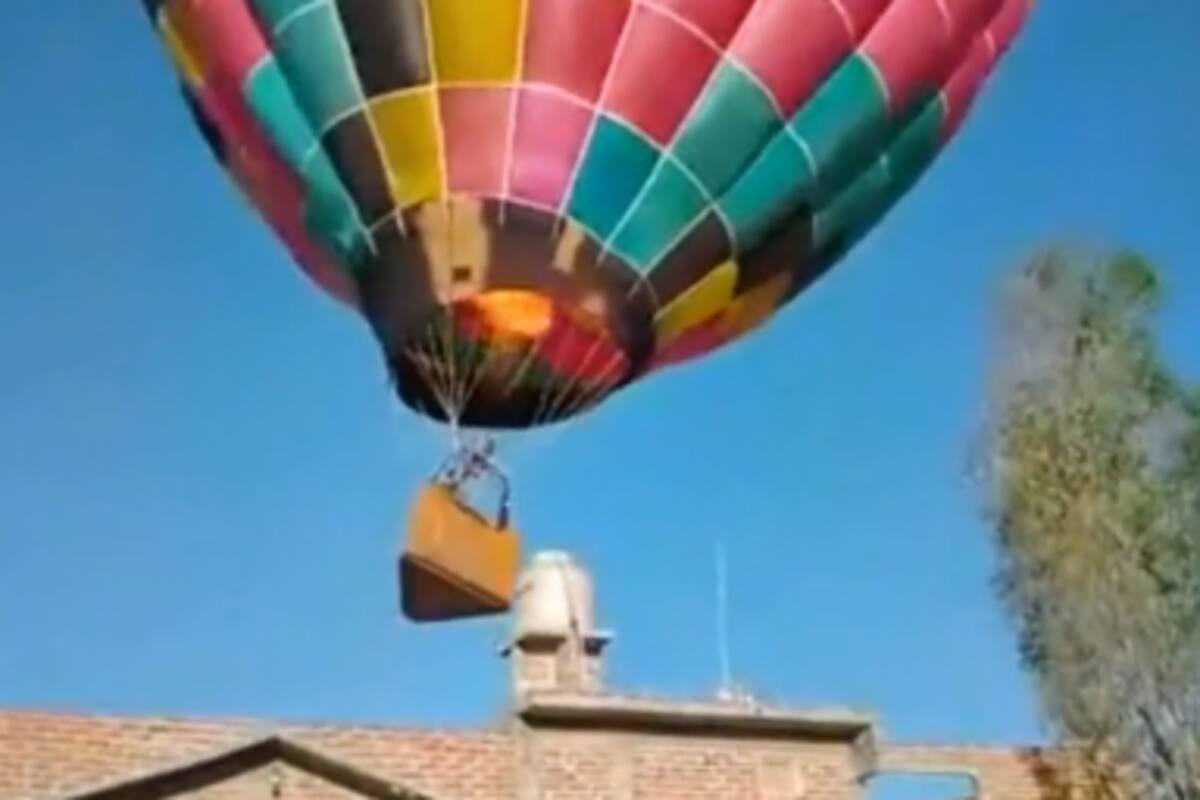 De la risa al susto: Globo aerostático se estrella contra un domicilio en Guanajuato y derriba tinaco