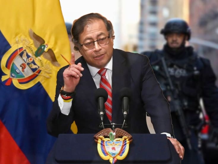 Secretario jurídico de Colombia renuncia a visa de EEUU en respaldo a Gustavo Petro