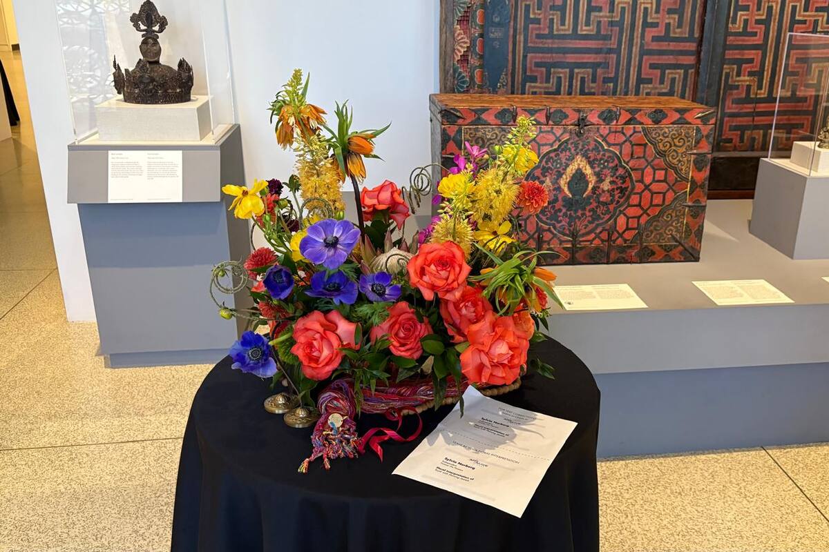 Arreglos florales representan casi 100 obras en Museo de Arte de San Diego