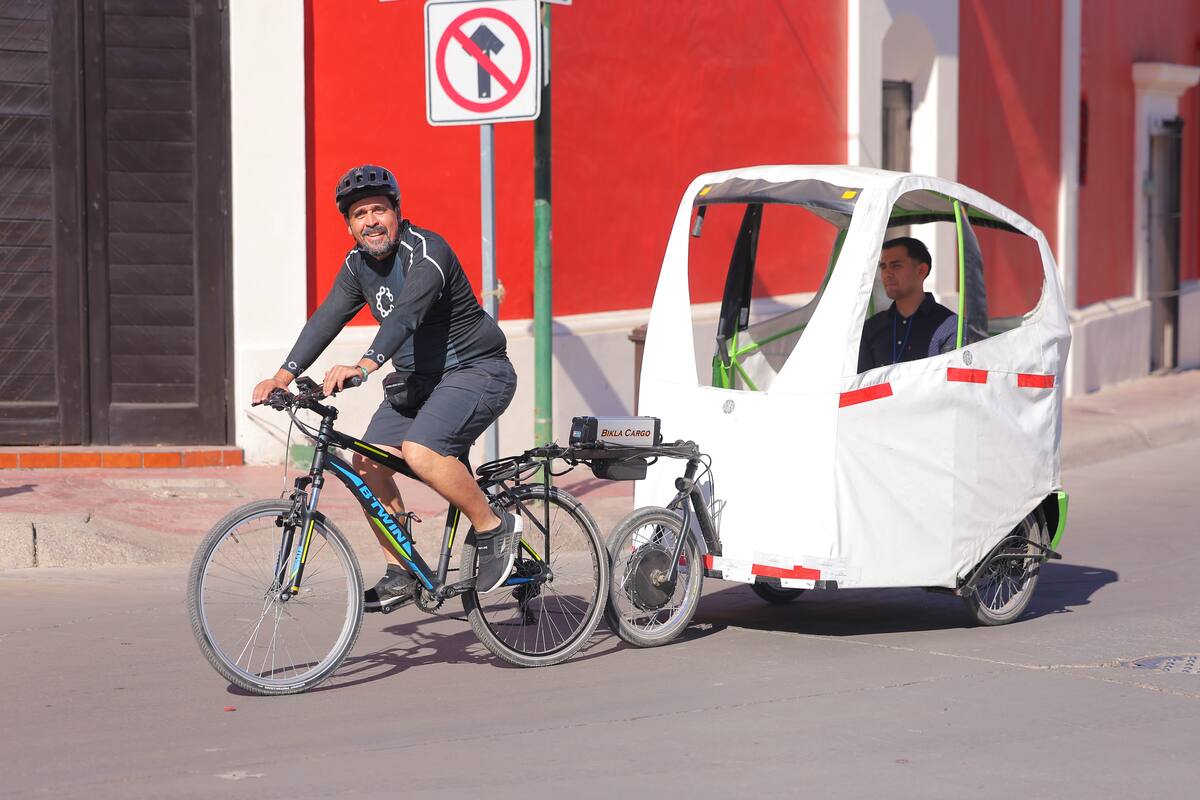 Llega a Hermosillo el primer bicitaxi, una alternativa ecológica y segura para el transporte urbano