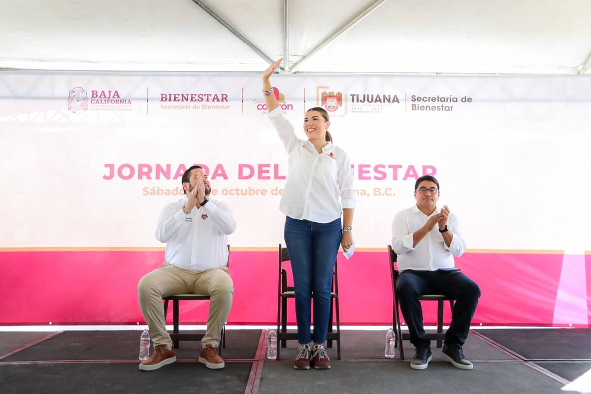 La gobernadora Marina del Pilar Avila Olmeda, asistió a la Primera Jornada del Bienestar del Ayuntamiento de Tijuana, encabezada por el alcalde Ismael Burgueño Ruiz.