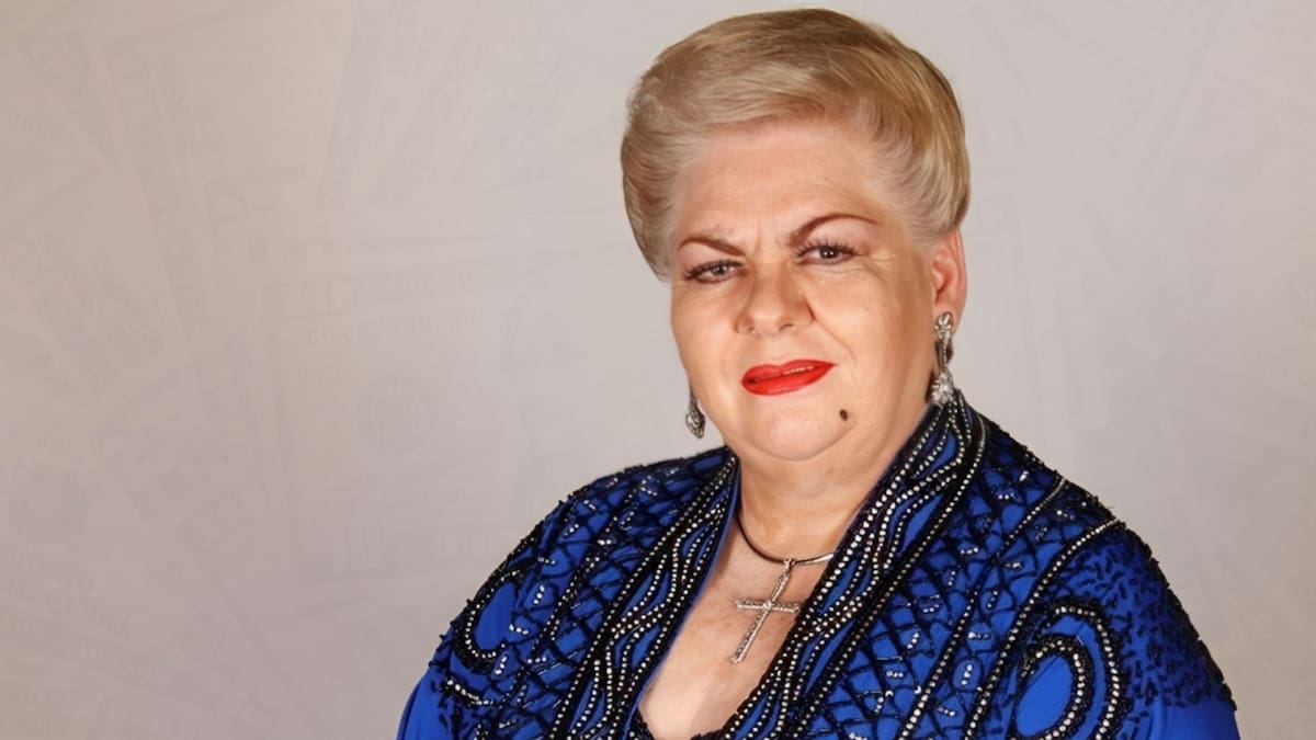 Paquita la del Barrio, falleció a los 77 años debido a un infarto.