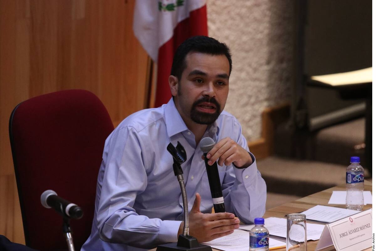 Álvarez Máynez señala a la asistencia de Xóchitl Gálvez como “Lo peor de la política”