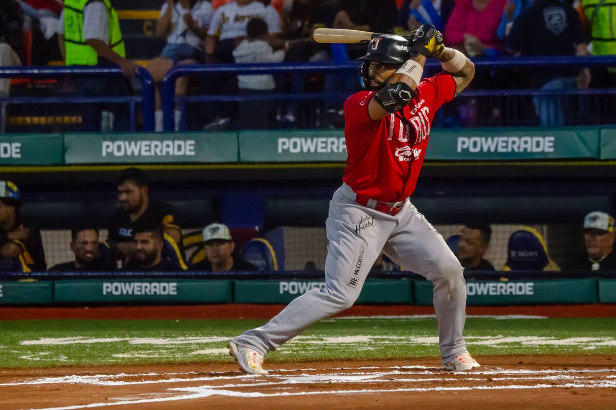 Toros sufre barrida de Rieleros