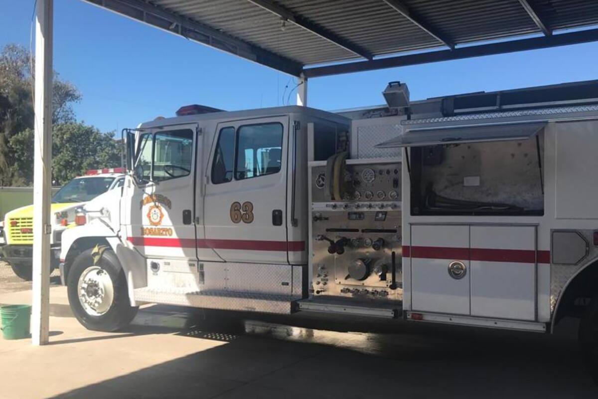 Recibe Bomberos de Rosarito donación de máquina bombera de Imperial Beach