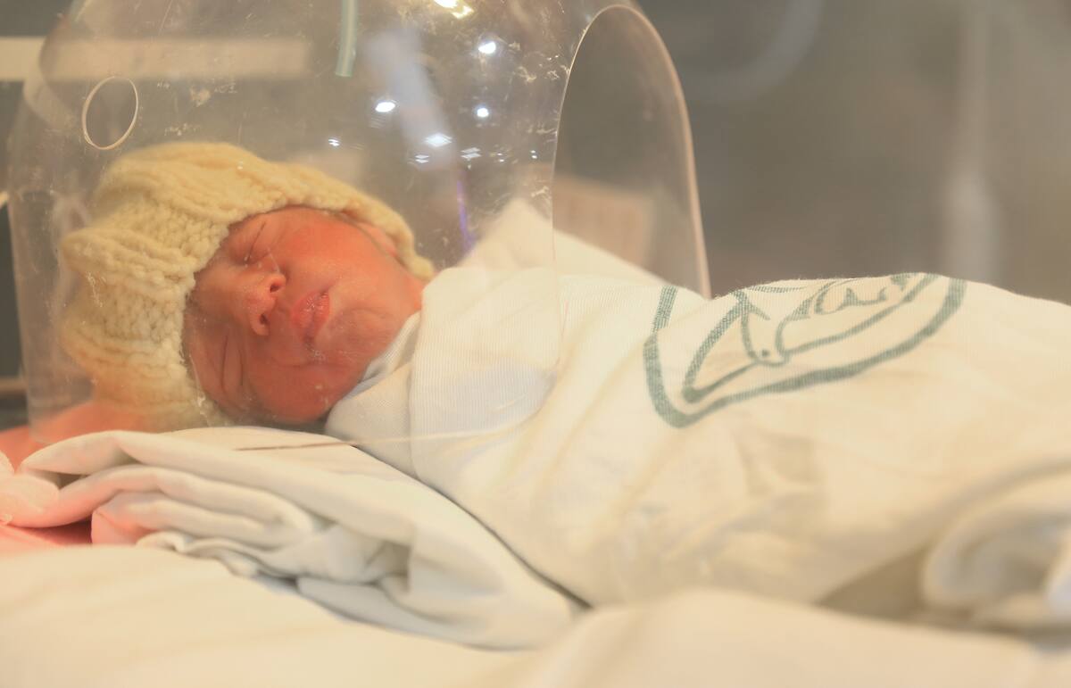 Imagen de un quintillizo nacido en la Unidad Médica de Alta Especialidad (UMAE) Hospital de Ginecología y Obstetricia número 4 “Dr. Luis Castelazo Ayala”, del Instituto Mexicano del Seguro Social (IMSS) al sur de la Ciudad de México. | Foto: IMSS.