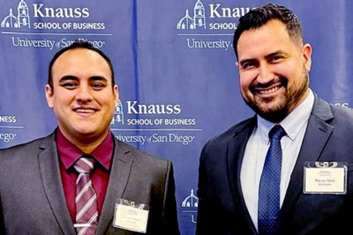 Alumnos de MBA doble grado de Cetys logran máximo galardón internacional de estudiantes de negocios, ser miembros de beta gamma sigma en USD