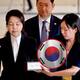 Kim Keon Hee, ex primera dama de Corea del Sur, detenida por manipulación de acciones, fraude electoral y corrupción; investigación revela ganancias ilegales por 6 millones de dólares