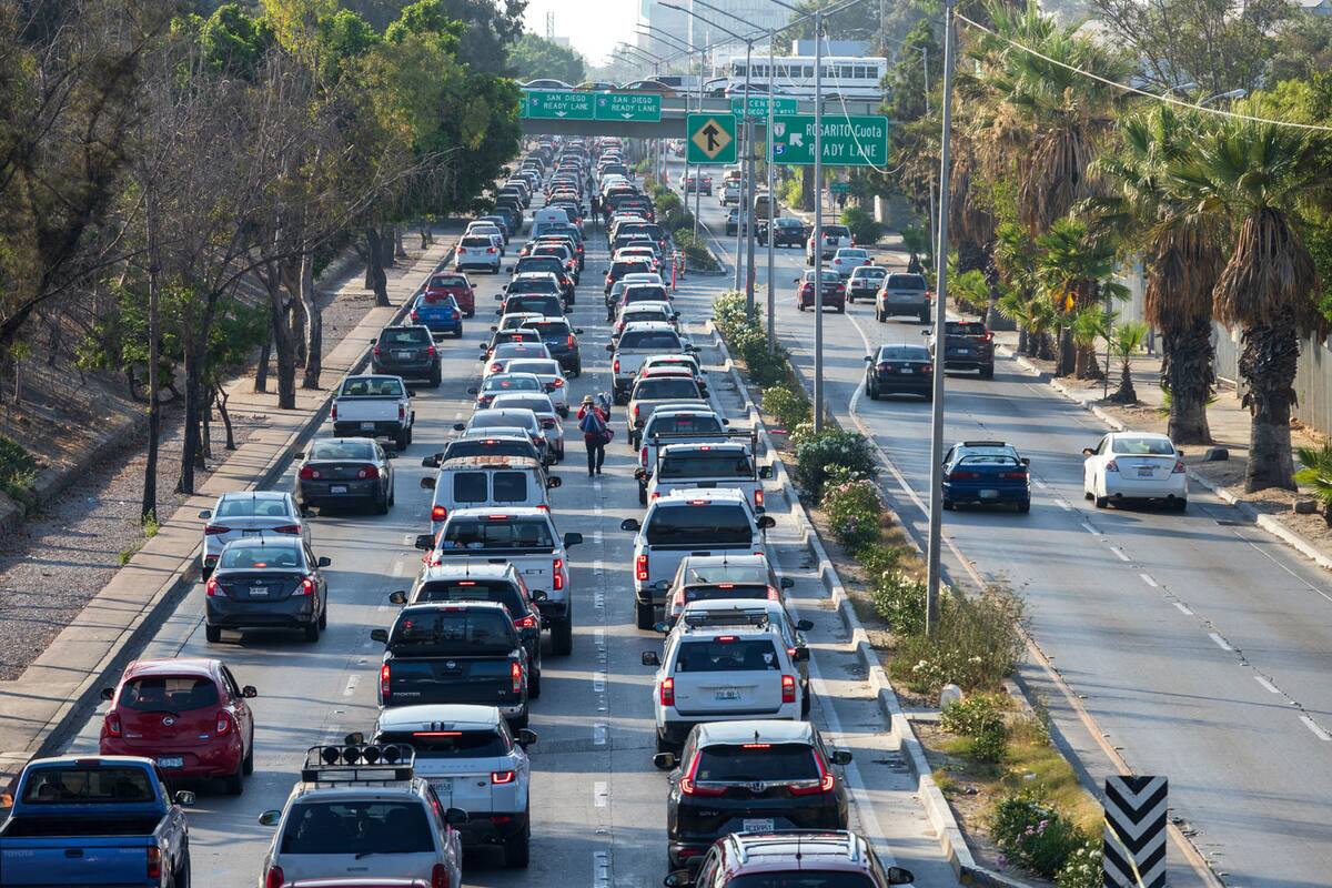 Tráfico en Tijuana también afecta a conductores de Uber
