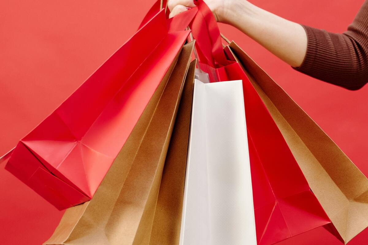 ¿Realmente estás gastando tu dinero en lo que te importa o en lo que los demás esperan?