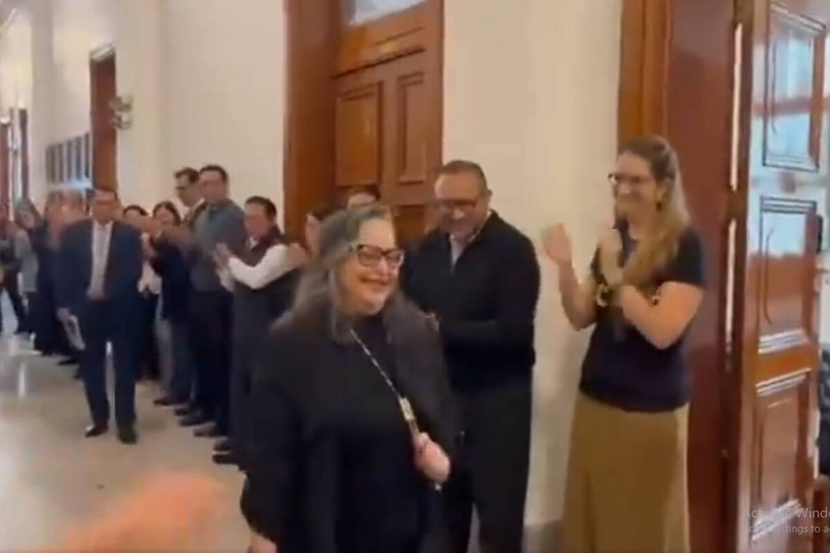 Aplausos y expresiones de apoyo: Así reciben en SCJN a ministra Norma Piña tras renunciar a su cargo