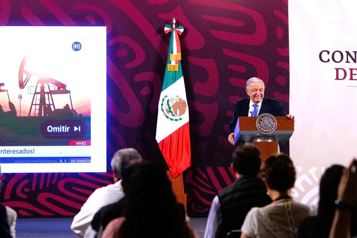 AMLO lanza advertencia en conferencia matutina por mensaje falso para invertir en Pemex