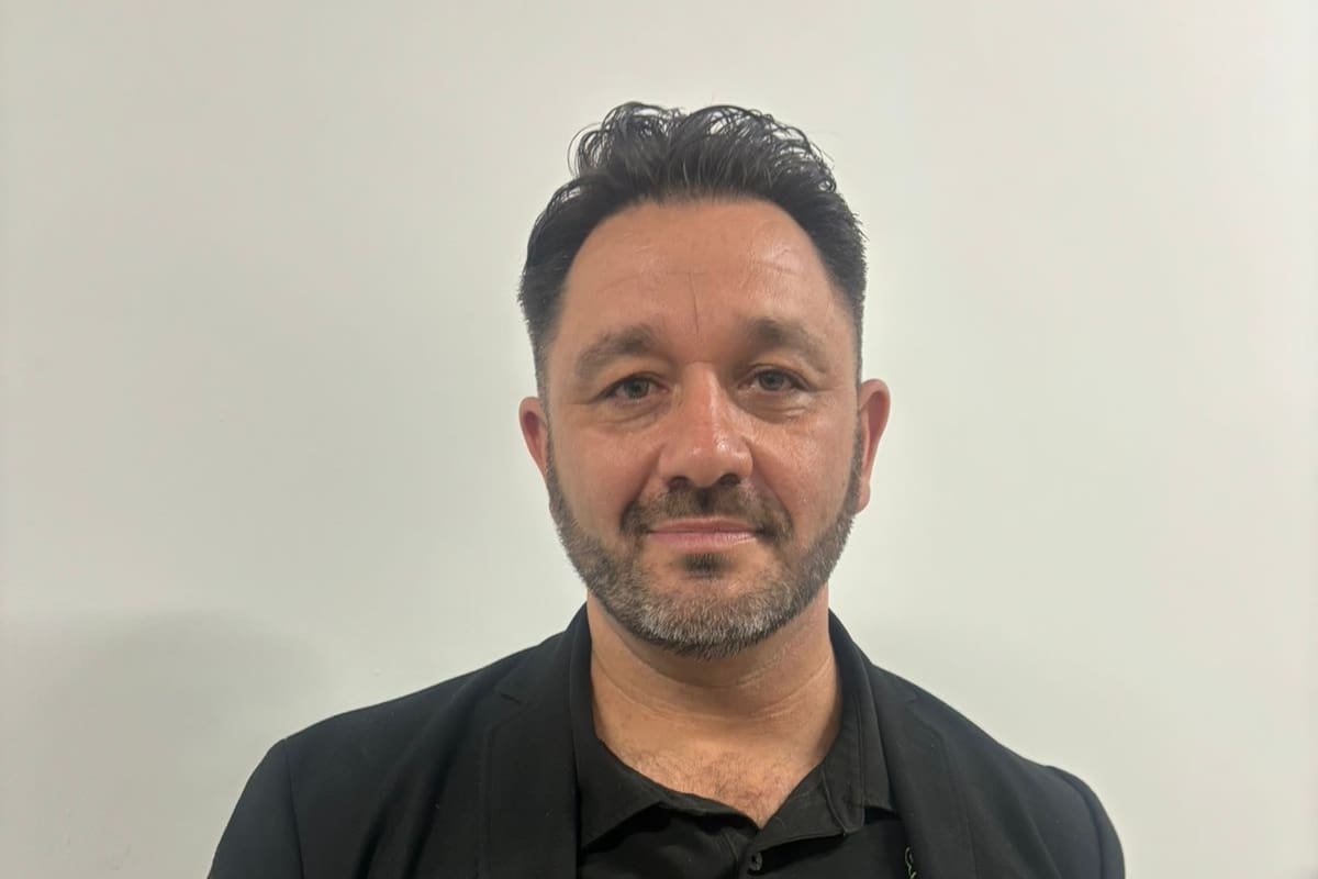 Factores sociales y terapias incompletas impulsan recaídas en alcohol y fentanilo