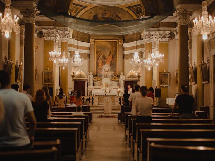 Por qué la espiritualidad comienza a ser tema central en la vejez, según especialistas