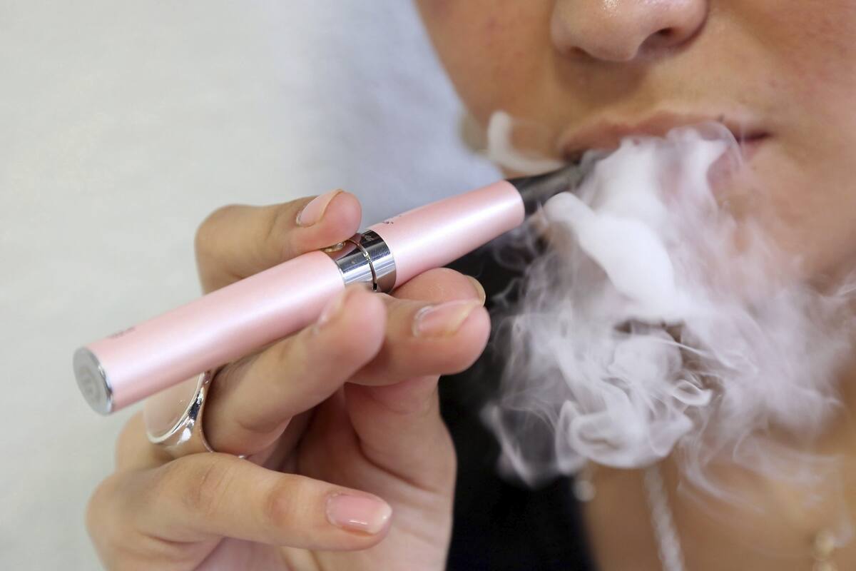 Vapeadores causan neumonía similar a la que provoca Covid-19