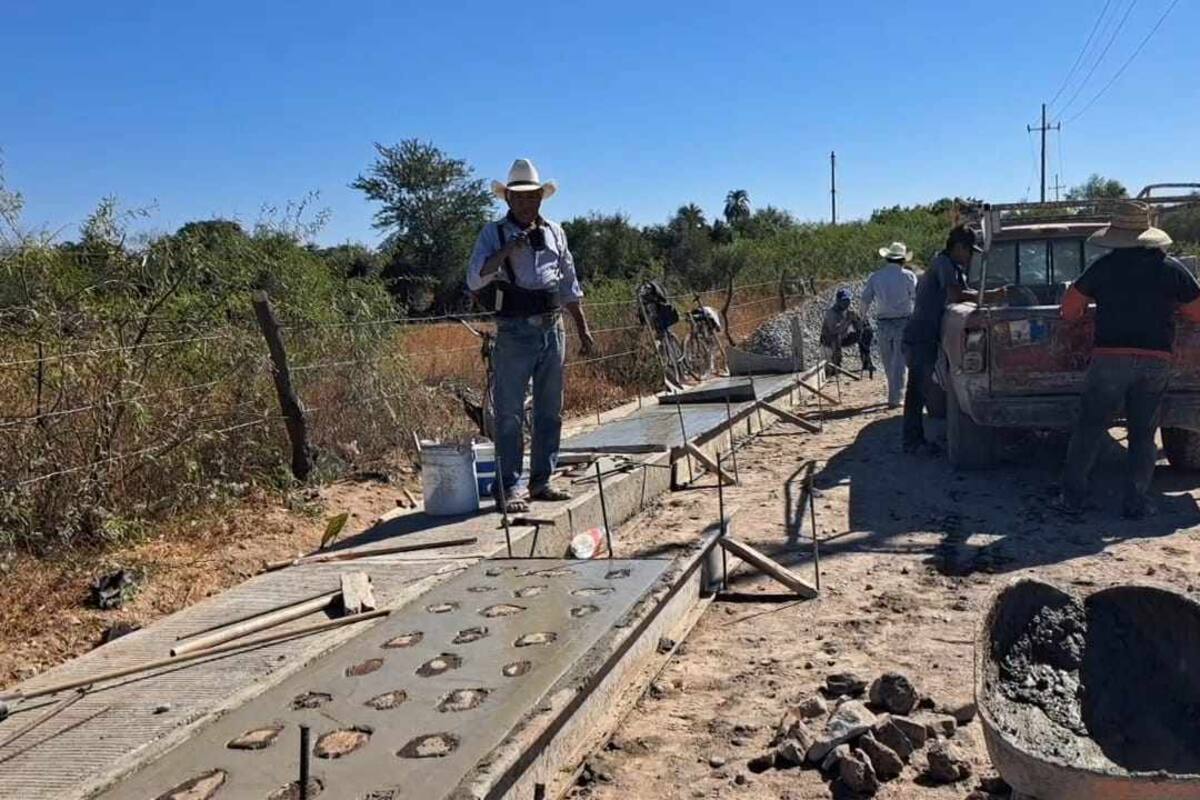 Casi listo el camino artesanal entre El Conti y Loma de Guamúchil