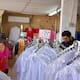 Escuelas ya no podrán imponer dónde comprar uniformes, plantean en reforma