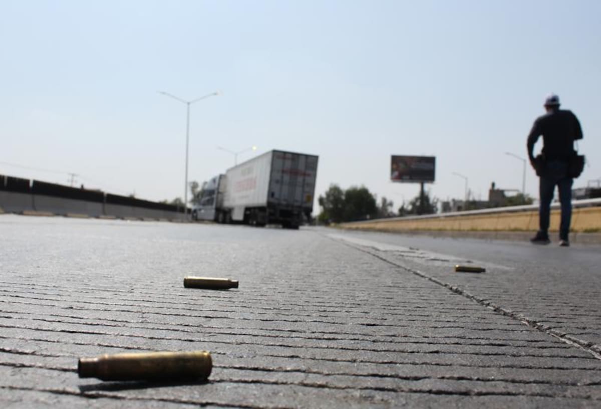 JALISCO, 22 febrero, 2026 (Xinhua) Casquillos son vistos en una calle durante un estado de código rojo, en la ciudad de Guadalajara, capital del estado de Jalisco, México, el 22 de febrero de 2026. (Xinhua/Str) (da)