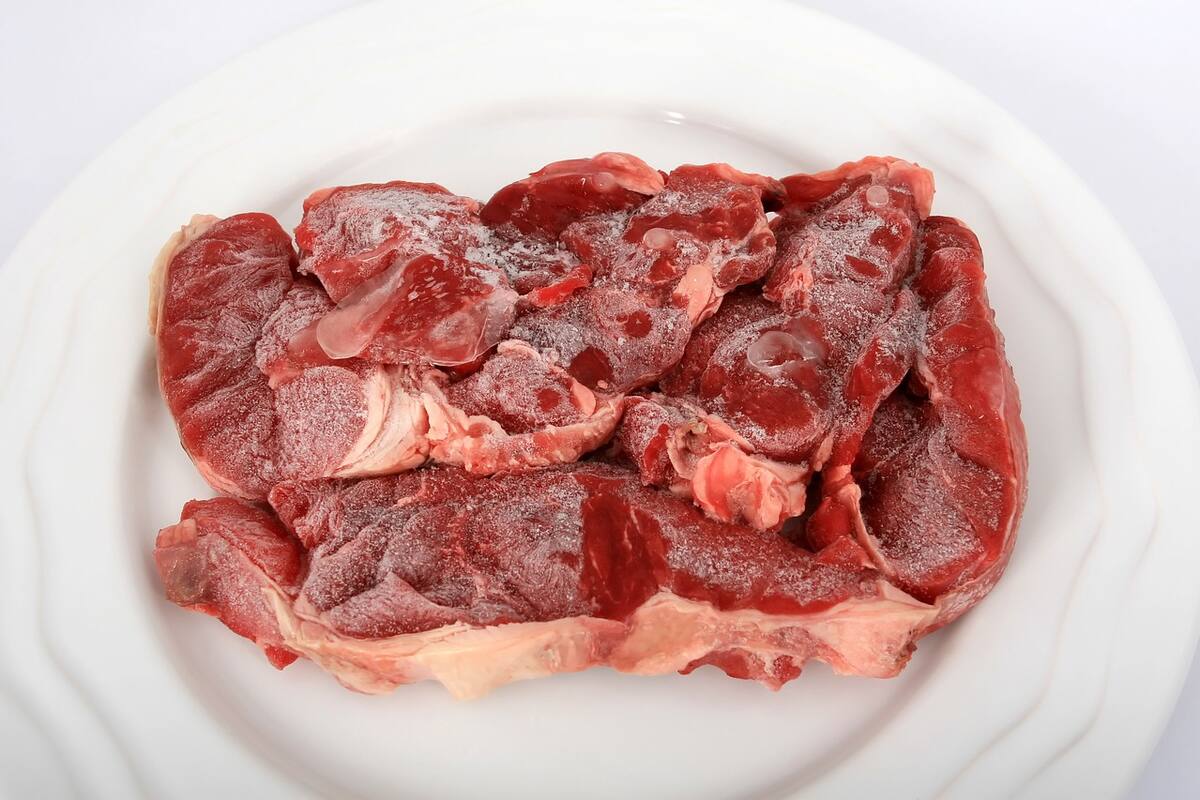 Detectan coronavirus en carne congelada en China