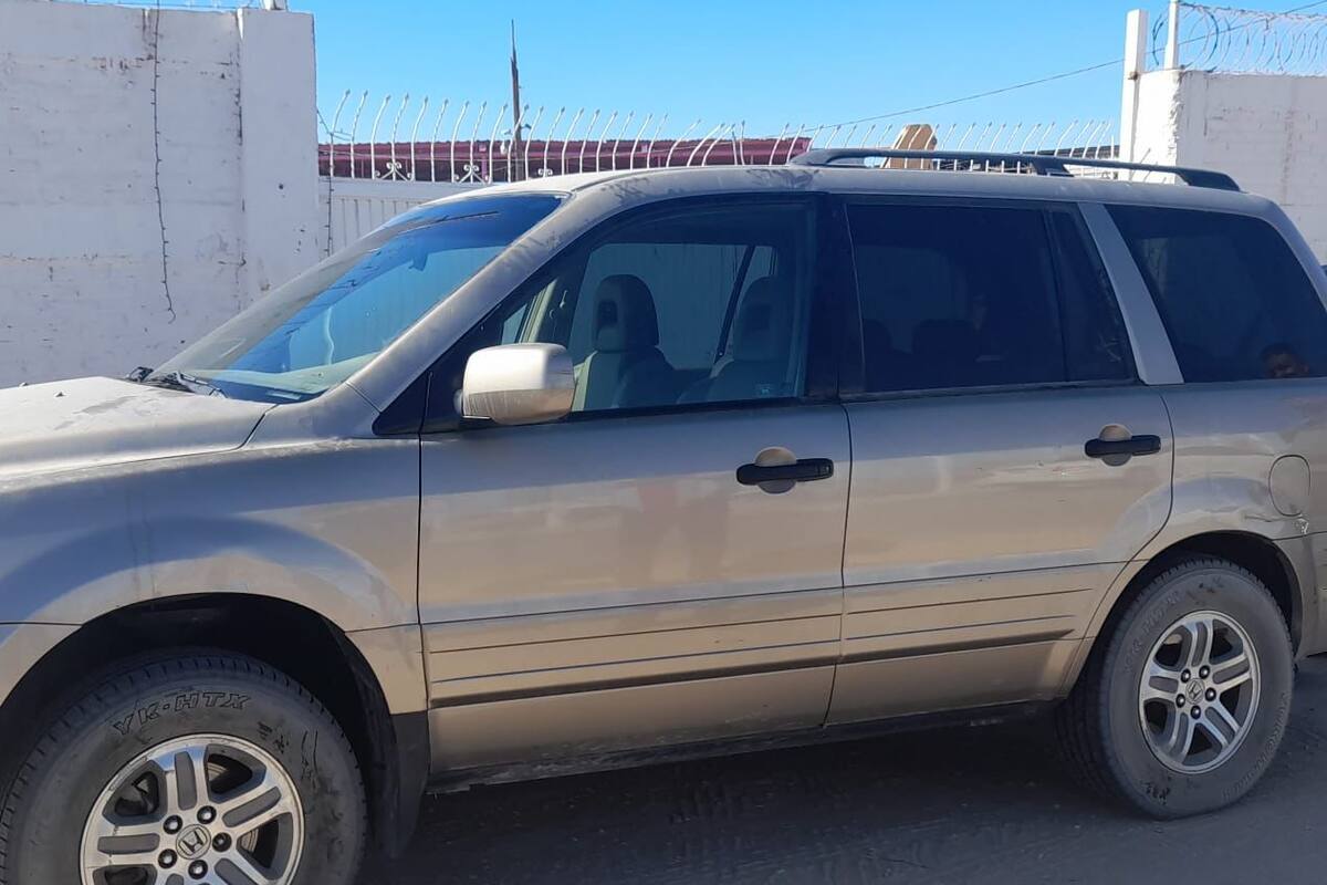 Recuperan auto robado en SLRC