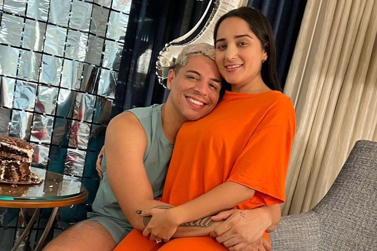 Este fue el regalo que recibió la esposa de Eduin Caz por parte de su cuñado