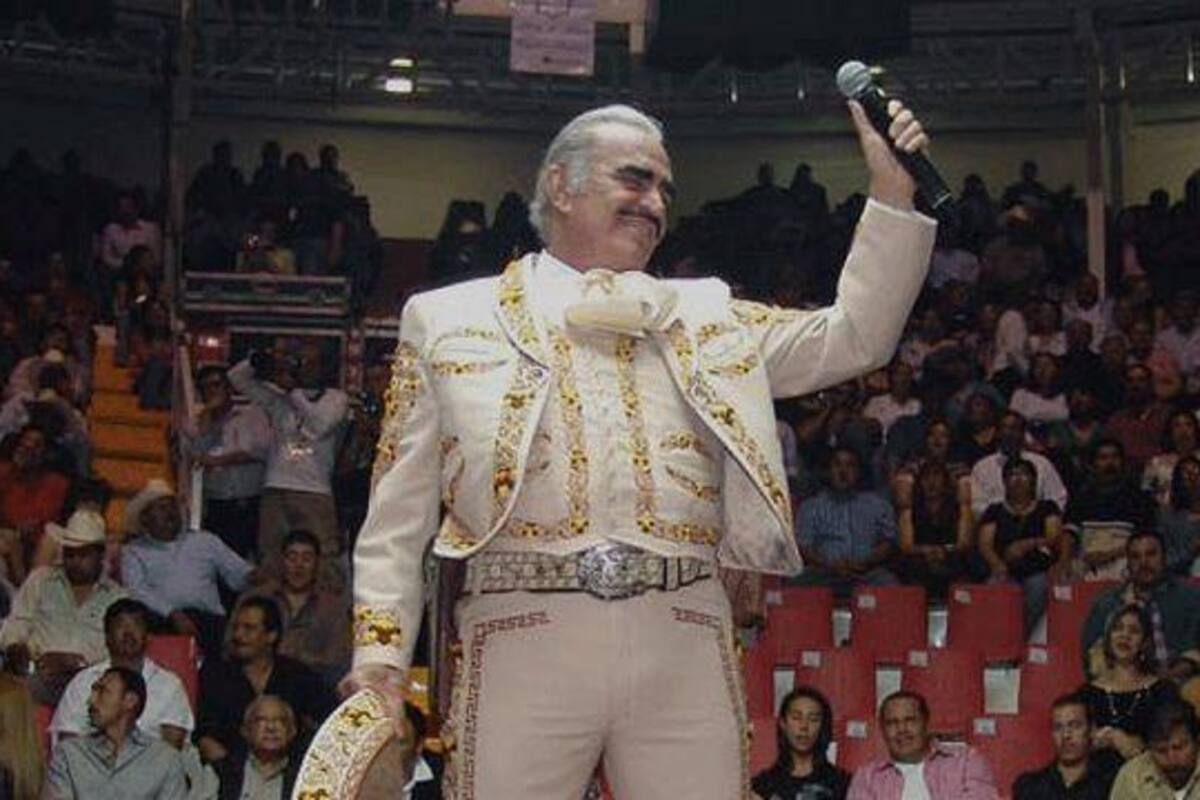 En medio de la polémica, Vicente Fernández asegura fue acosado por una mujer