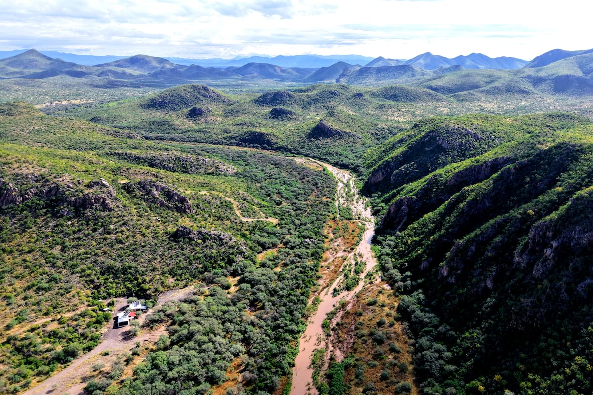 Semarnat confirma contaminación por arsénico, plomo y otros metales tóxicos en el Río Sonora a 12 años del derrame