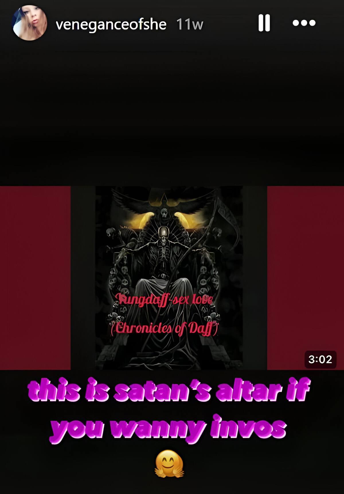 Klaudia, la "muñeca del diablo, presumía haberlo invocado en redes sociales.