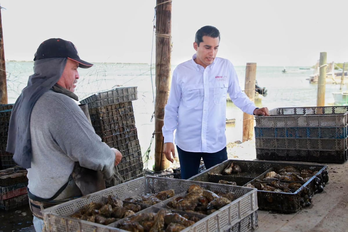 Froylán Gámez plantea aprovechar el turismo y la producción de ostión para impulsar la economía de Bahía de Kino