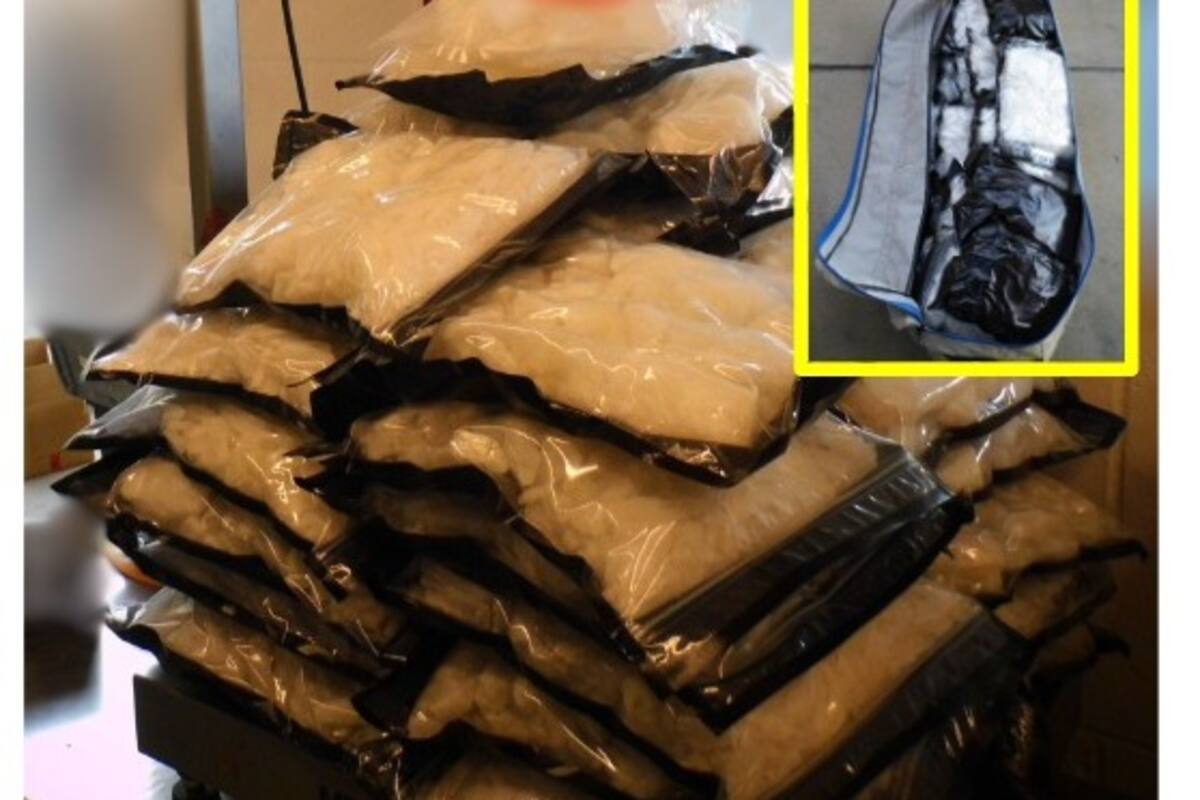 CBP descubre drogas ocultas en caja de herramientas y bolsa de toldo en Tecate