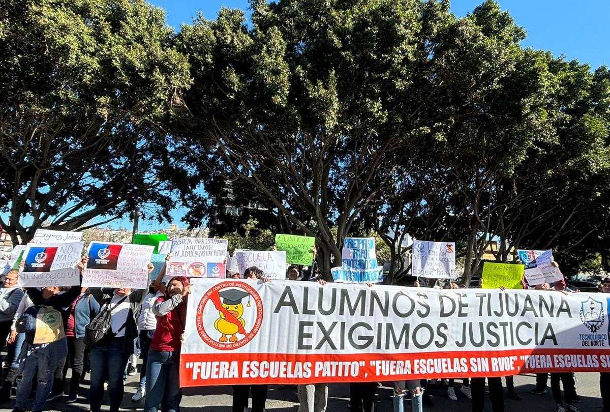 Los inconformes piden que aumenten las penas a quienes estafan en el tema educativo.