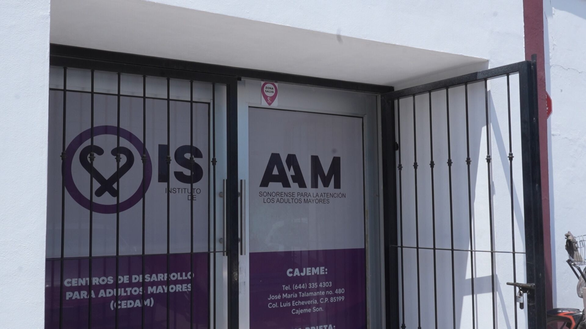 Las instalaciones del Isaam reciben a personas adultas mayores que acuden a clases, talleres y actividades de convivencia.