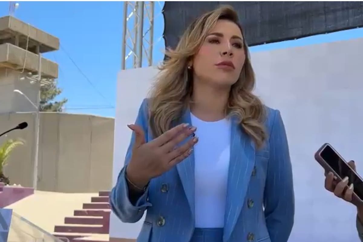Marina del Pilar niega haber buscado acuerdos con autoridades de EU por su situación legal