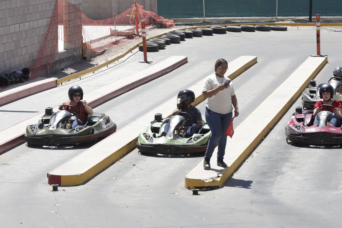 A una semana que abriera sus puertas luego de modernización del Bosque Urbano La Sauceda bastante gente asiste a el lugar. | Teodoro Borbón