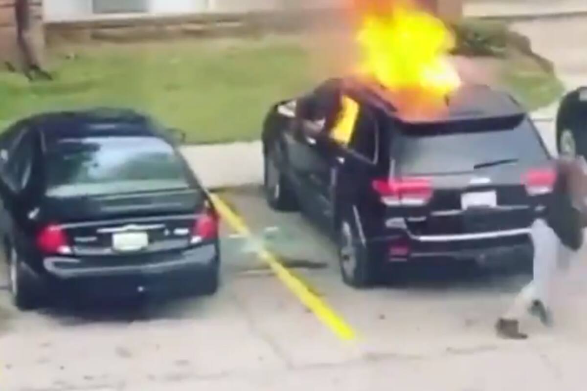 ¡Terrible! Mujer casi muere en explosión al incendiar el auto de su ex novio