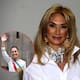 Adela Micha ironiza y asegura que “el piso está parejo” tras la sugerencia de Claudia Sheinbaum de no ver TV Azteca