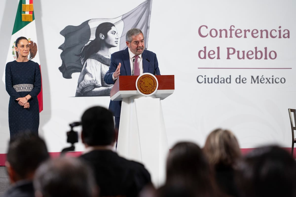 Juan Ramón de la Fuente, SRE de México, en la 'Conferencia del Pueblo' de la presidenta Claudia Sheinbaum. | Crédito: Presidencia