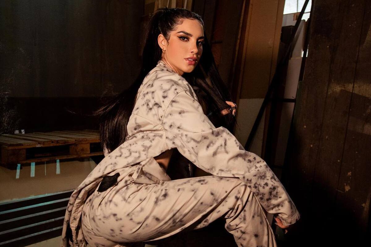 Kimberly Loaiza comparte video donde aparece bañándose