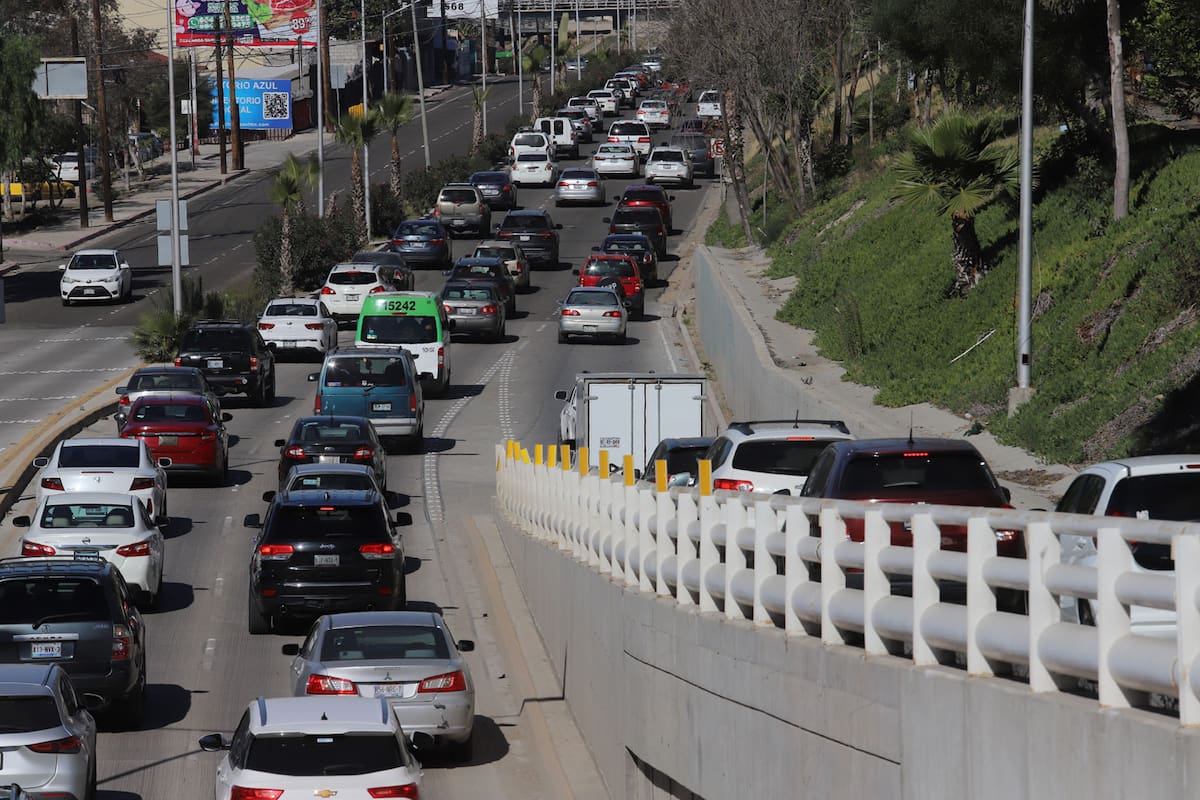 Tráfico en Tijuana genera estrés y es factor de violencia: Especialista