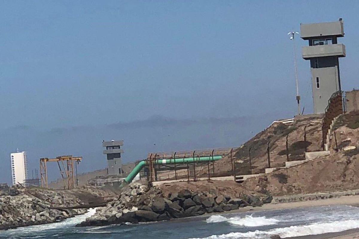 Alerta a residentes explosión en planta termoeléctrica de la CFE en Rosarito