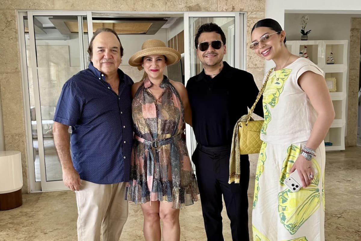 Nodal y Ángela Aguilar sorprenden en República Dominicana: así fue su encuentro con el político Vinicio Castillo