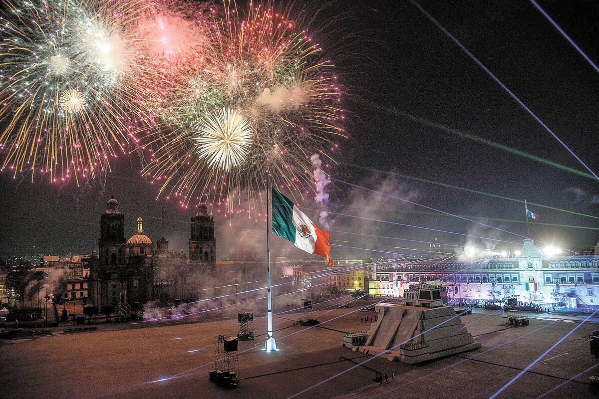 Hoy evento de luz en el Zócalo por el Bicentenario de la Independencia