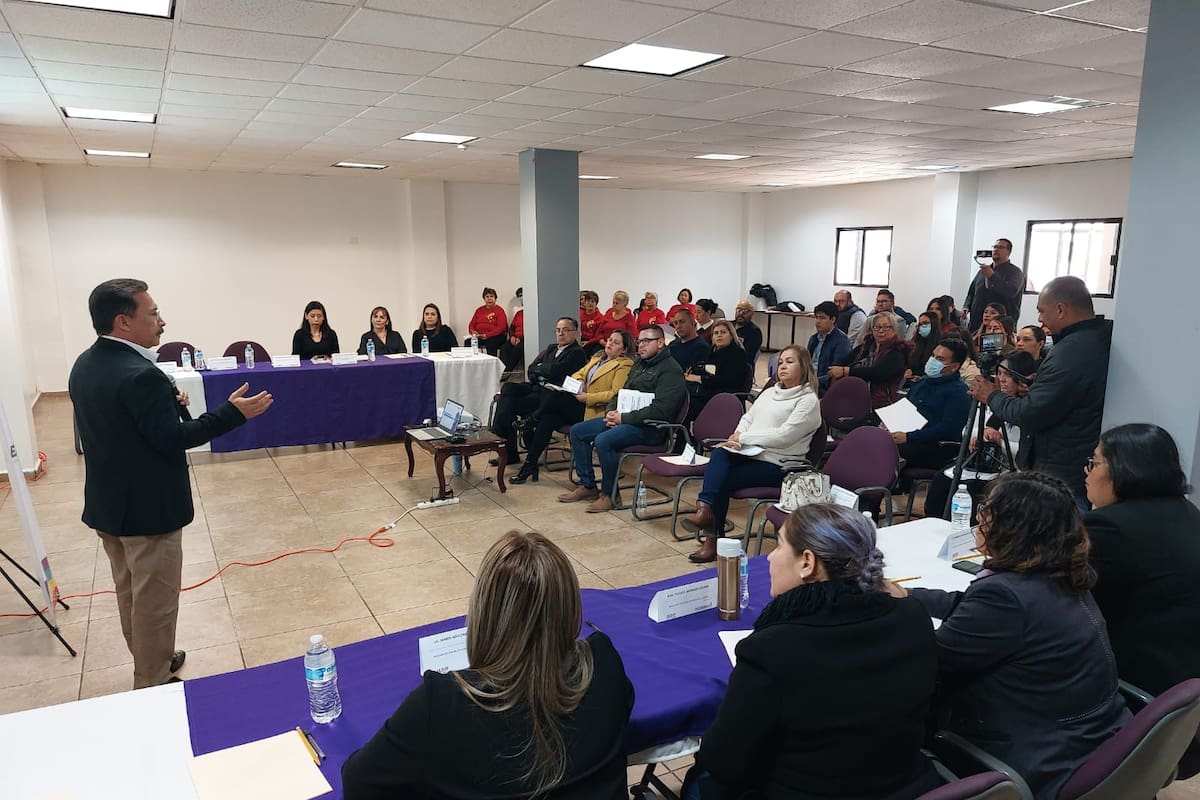 Violencia económica afecta a adultos mayores: DIF Sonora